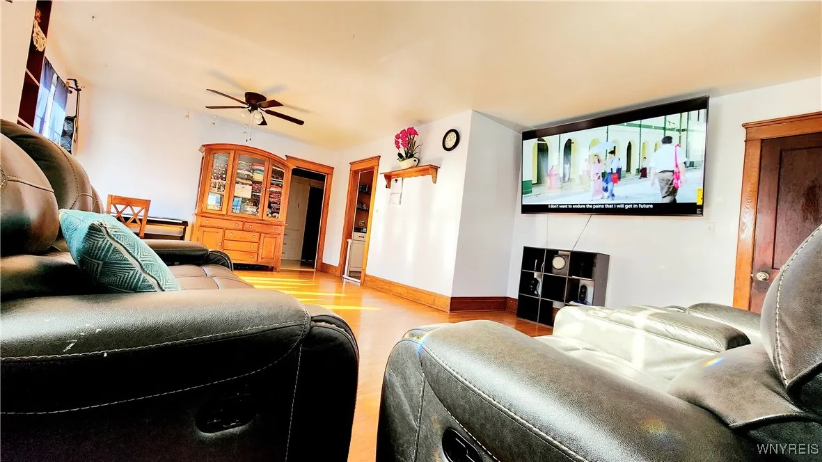 72 Elgas Street, Buffalo, New York 14207, Buffalo, New York 14207, 3 Bedrooms Bedrooms, 3 Rooms Rooms,1 BathroomBathrooms,Residential,Closed,72 Elgas Street, Buffalo, New York 14207,0,B1573065