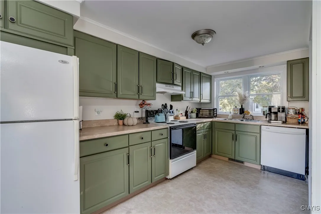 601 Merrick Street, Clayton, New York 13624, Clayton, New York 13624, 3 Bedrooms Bedrooms, 8 Rooms Rooms,2 BathroomsBathrooms,Residential,Closed,601 Merrick Street, Clayton, New York 13624,0,S1573125