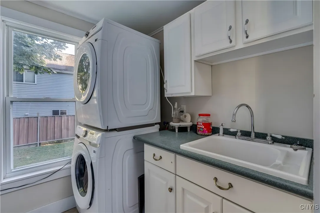 601 Merrick Street, Clayton, New York 13624, Clayton, New York 13624, 3 Bedrooms Bedrooms, 8 Rooms Rooms,2 BathroomsBathrooms,Residential,Closed,601 Merrick Street, Clayton, New York 13624,0,S1573125