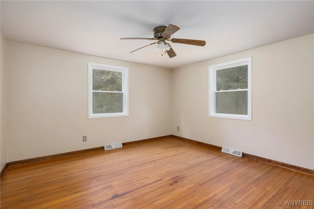 70 Colony Court, Elma, New York 14052, Elma, New York 14052, 3 Bedrooms Bedrooms, 8 Rooms Rooms,2 BathroomsBathrooms,Residential,Closed,70 Colony Court, Elma, New York 14052,0,B1572728