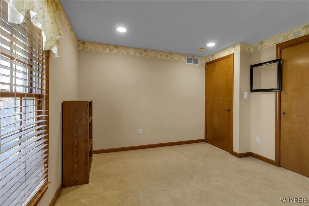8973 Amy Leigh Lane, Clarence, New York 14032, Clarence, New York 14032, 4 Bedrooms Bedrooms, 8 Rooms Rooms,2 BathroomsBathrooms,Residential,Closed,8973 Amy Leigh Lane, Clarence, New York 14032,0,B1573178