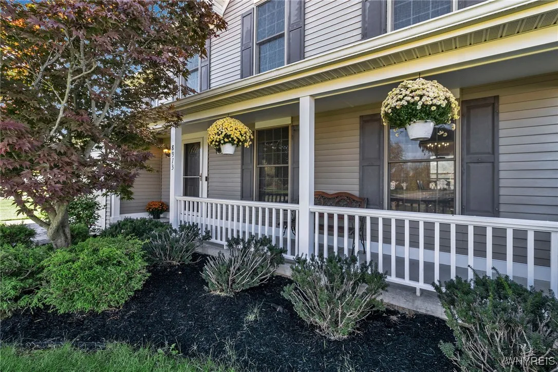 8973 Amy Leigh Lane, Clarence, New York 14032, Clarence, New York 14032, 4 Bedrooms Bedrooms, 8 Rooms Rooms,2 BathroomsBathrooms,Residential,Closed,8973 Amy Leigh Lane, Clarence, New York 14032,0,B1573178