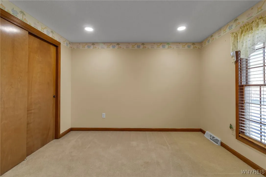 8973 Amy Leigh Lane, Clarence, New York 14032, Clarence, New York 14032, 4 Bedrooms Bedrooms, 8 Rooms Rooms,2 BathroomsBathrooms,Residential,Closed,8973 Amy Leigh Lane, Clarence, New York 14032,0,B1573178