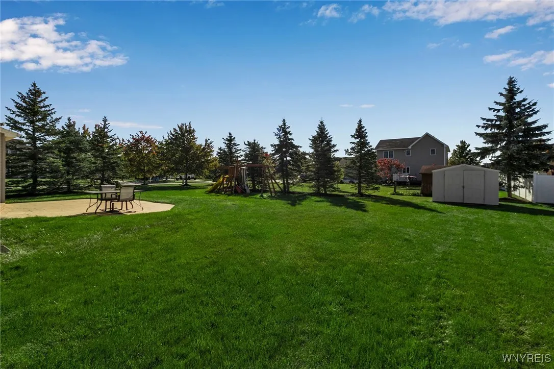 8973 Amy Leigh Lane, Clarence, New York 14032, Clarence, New York 14032, 4 Bedrooms Bedrooms, 8 Rooms Rooms,2 BathroomsBathrooms,Residential,Closed,8973 Amy Leigh Lane, Clarence, New York 14032,0,B1573178