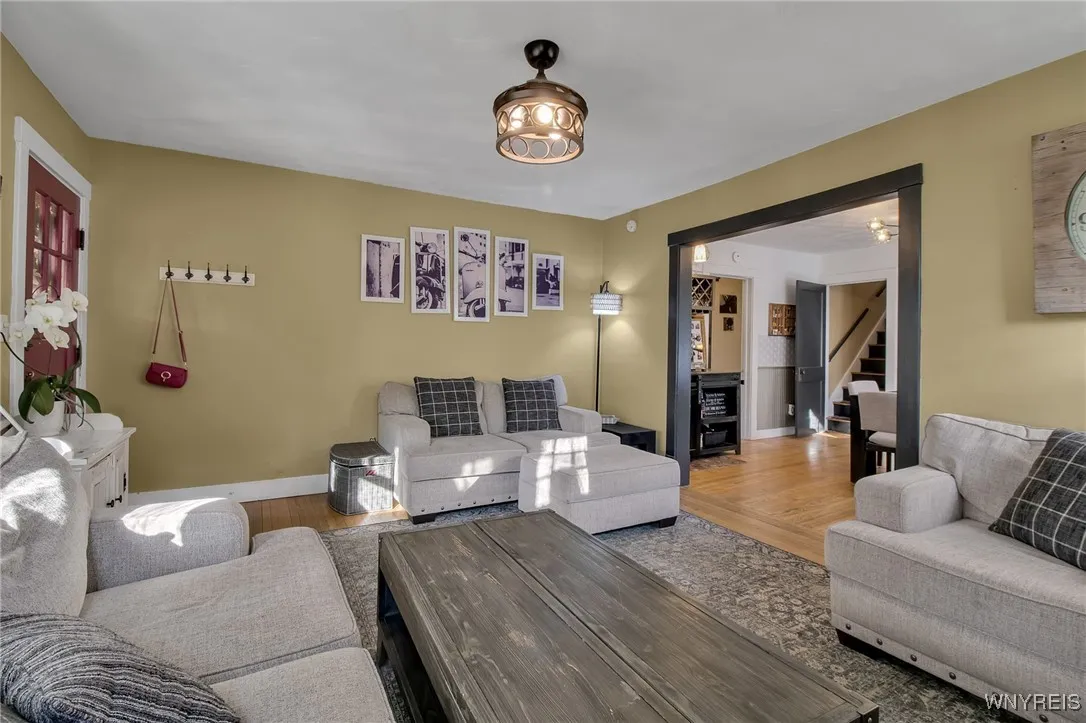 410 North Street, Aurora, New York 14052, Aurora, New York 14052, 4 Bedrooms Bedrooms, 7 Rooms Rooms,2 BathroomsBathrooms,Residential Lease,Closed,410 North Street, Aurora, New York 14052,0,B1573236