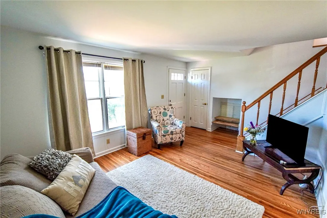 4975 Morgan Parkway, Hamburg, New York 14075, Hamburg, New York 14075, 3 Bedrooms Bedrooms, 7 Rooms Rooms,1 BathroomBathrooms,Residential,Closed,4975 Morgan Parkway, Hamburg, New York 14075,0,B1573253