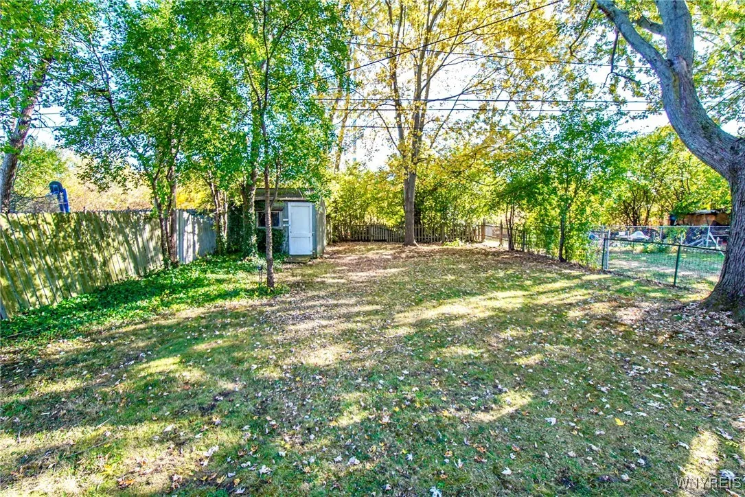 4975 Morgan Parkway, Hamburg, New York 14075, Hamburg, New York 14075, 3 Bedrooms Bedrooms, 7 Rooms Rooms,1 BathroomBathrooms,Residential,Closed,4975 Morgan Parkway, Hamburg, New York 14075,0,B1573253