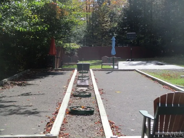bocce courts, basketball