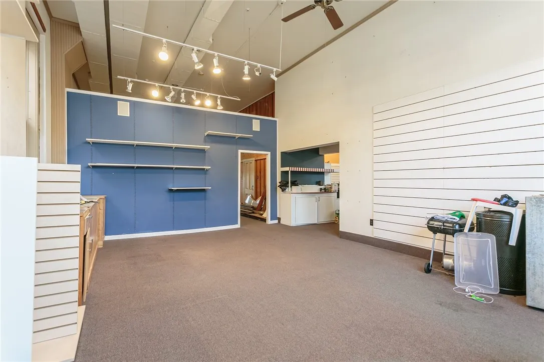 13 Niagara Street, Canandaigua-city, New York 1442, Canandaigua City, New York 14424, ,Commercial Lease,For Rent,13 Niagara Street, Canandaigua-city, New York 1442,R1573073