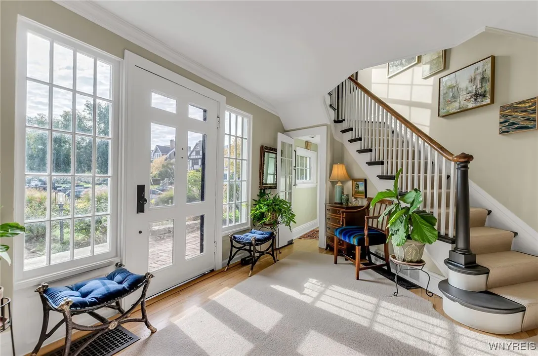 48 Colonial Circle, Buffalo, New York 14213, Buffalo, New York 14213, 3 Bedrooms Bedrooms, 12 Rooms Rooms,3 BathroomsBathrooms,Residential,Closed,48 Colonial Circle, Buffalo, New York 14213,0,B1572873