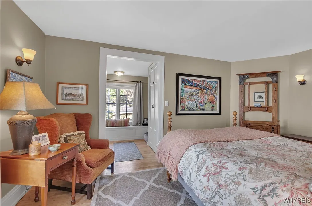 48 Colonial Circle, Buffalo, New York 14213, Buffalo, New York 14213, 3 Bedrooms Bedrooms, 12 Rooms Rooms,3 BathroomsBathrooms,Residential,Closed,48 Colonial Circle, Buffalo, New York 14213,0,B1572873