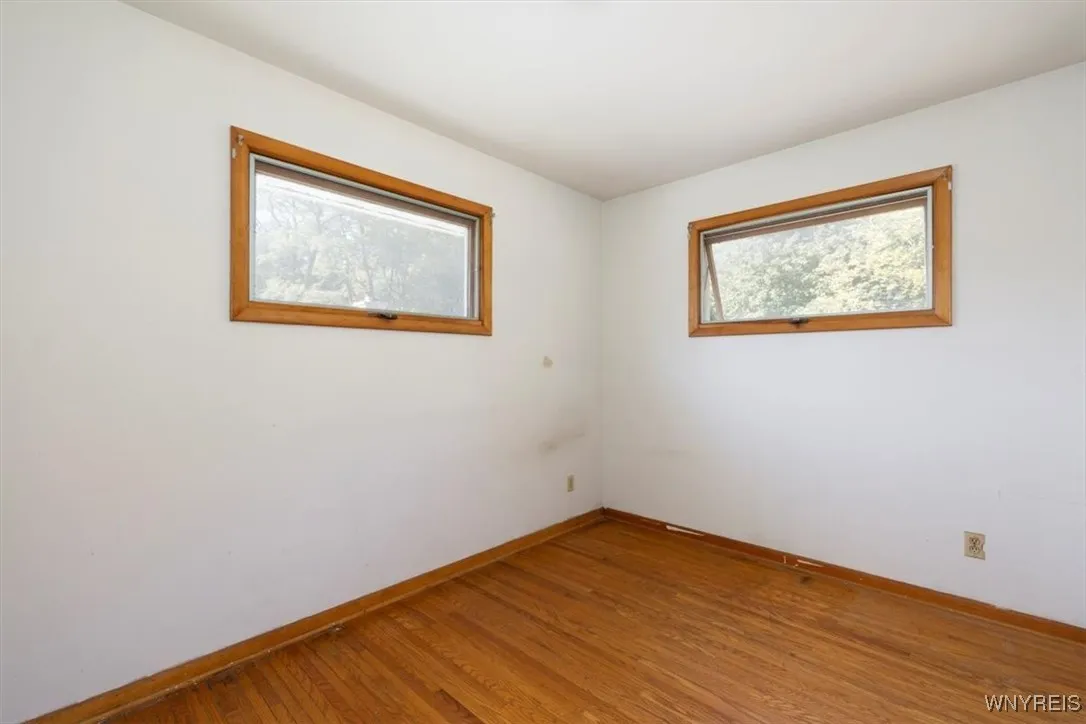 632 South St, Aurora, New York 14052, Aurora, New York 14052, 4 Bedrooms Bedrooms, 7 Rooms Rooms,1 BathroomBathrooms,Residential,Closed,632 South St, Aurora, New York 14052,0,B1573050