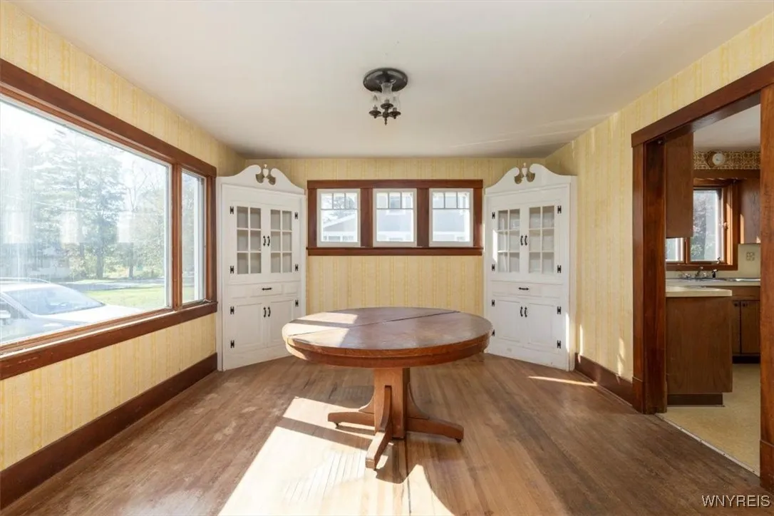 632 South St, Aurora, New York 14052, Aurora, New York 14052, 4 Bedrooms Bedrooms, 7 Rooms Rooms,1 BathroomBathrooms,Residential,Closed,632 South St, Aurora, New York 14052,0,B1573050