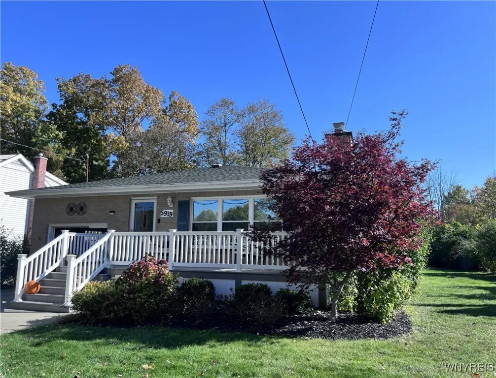 5919 Dover Road, Hamburg, New York 14085, Hamburg, New York 14085, 2 Bedrooms Bedrooms, 5 Rooms Rooms,1 BathroomBathrooms,Residential,Closed,5919 Dover Road, Hamburg, New York 14085,0,B1573093