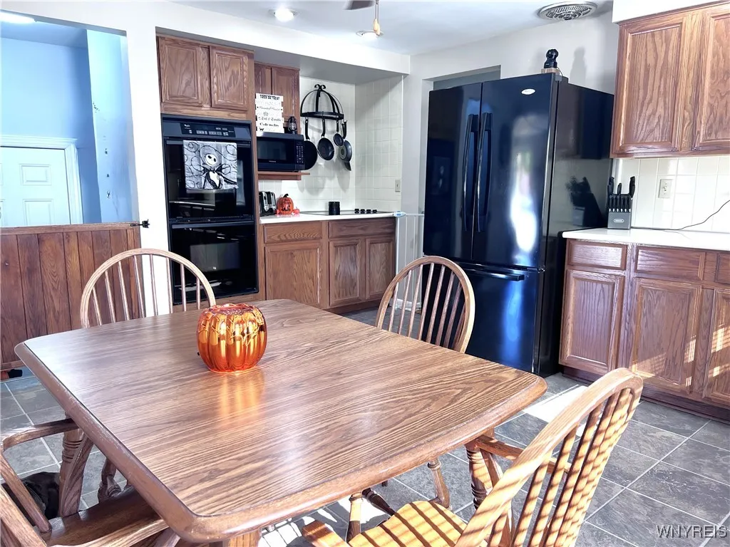 5919 Dover Road, Hamburg, New York 14085, Hamburg, New York 14085, 2 Bedrooms Bedrooms, 5 Rooms Rooms,1 BathroomBathrooms,Residential,Closed,5919 Dover Road, Hamburg, New York 14085,0,B1573093