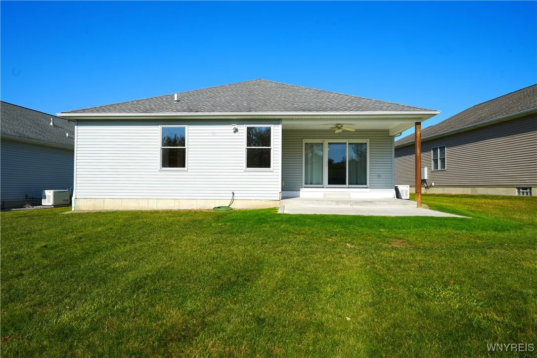4740 Parker Road 33, Hamburg, New York 14075, Hamburg, New York 14075, 2 Bedrooms Bedrooms, 6 Rooms Rooms,2 BathroomsBathrooms,Residential,Closed,4740 Parker Road 33, Hamburg, New York 14075,0,B1573389