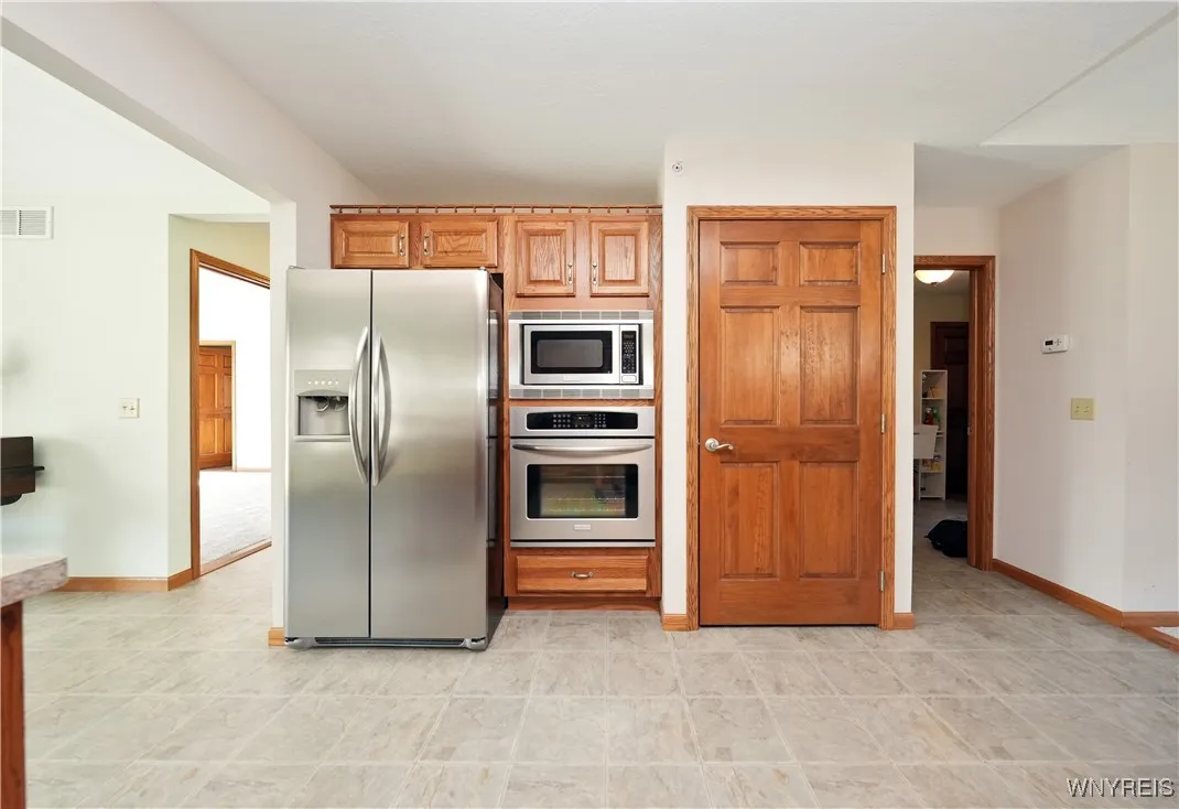 4740 Parker Road 33, Hamburg, New York 14075, Hamburg, New York 14075, 2 Bedrooms Bedrooms, 6 Rooms Rooms,2 BathroomsBathrooms,Residential,Closed,4740 Parker Road 33, Hamburg, New York 14075,0,B1573389