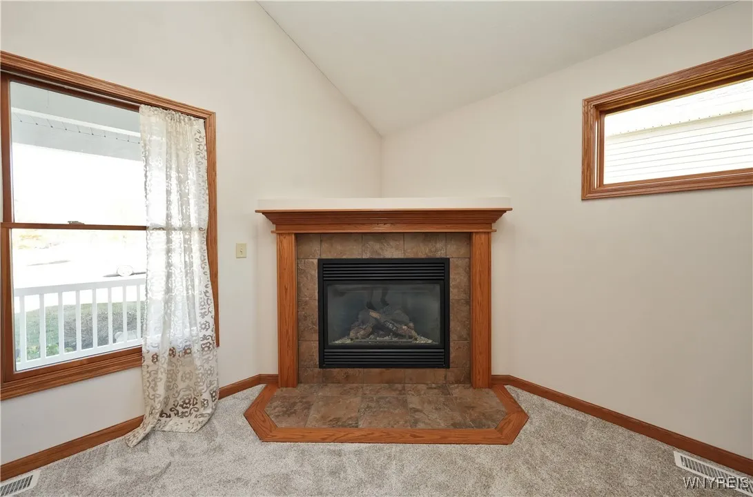 4740 Parker Road 33, Hamburg, New York 14075, Hamburg, New York 14075, 2 Bedrooms Bedrooms, 6 Rooms Rooms,2 BathroomsBathrooms,Residential,Closed,4740 Parker Road 33, Hamburg, New York 14075,0,B1573389