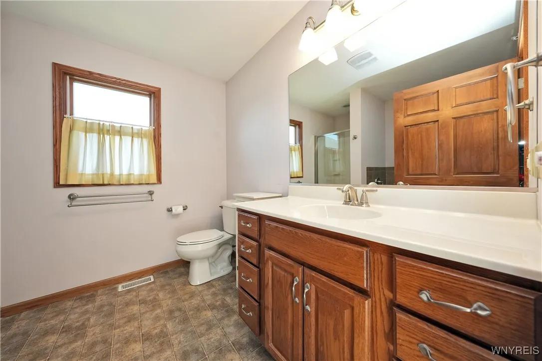 4740 Parker Road 33, Hamburg, New York 14075, Hamburg, New York 14075, 2 Bedrooms Bedrooms, 6 Rooms Rooms,2 BathroomsBathrooms,Residential,Closed,4740 Parker Road 33, Hamburg, New York 14075,0,B1573389