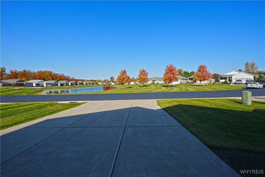 4740 Parker Road 33, Hamburg, New York 14075, Hamburg, New York 14075, 2 Bedrooms Bedrooms, 6 Rooms Rooms,2 BathroomsBathrooms,Residential,Closed,4740 Parker Road 33, Hamburg, New York 14075,0,B1573389