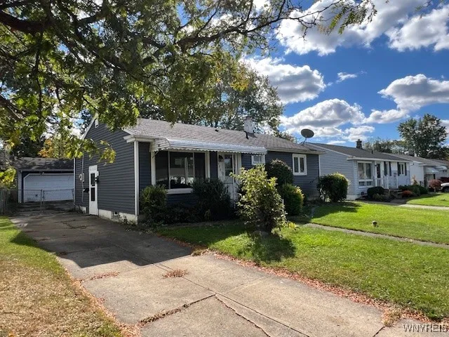 4887 Kennison Parkway, Hamburg, New York 14075, Hamburg, New York 14075, 3 Bedrooms Bedrooms, 6 Rooms Rooms,1 BathroomBathrooms,Residential,Closed,4887 Kennison Parkway, Hamburg, New York 14075,0,B1573367
