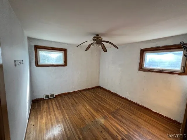 4887 Kennison Parkway, Hamburg, New York 14075, Hamburg, New York 14075, 3 Bedrooms Bedrooms, 6 Rooms Rooms,1 BathroomBathrooms,Residential,Closed,4887 Kennison Parkway, Hamburg, New York 14075,0,B1573367