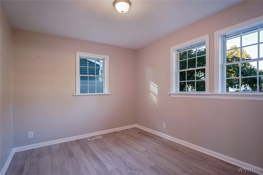 139 Avon Road, Tonawanda-town, New York 14150, Tonawanda, New York 14150, 3 Bedrooms Bedrooms, 5 Rooms Rooms,1 BathroomBathrooms,Residential,Closed,139 Avon Road, Tonawanda-town, New York 14150,0,B1573611
