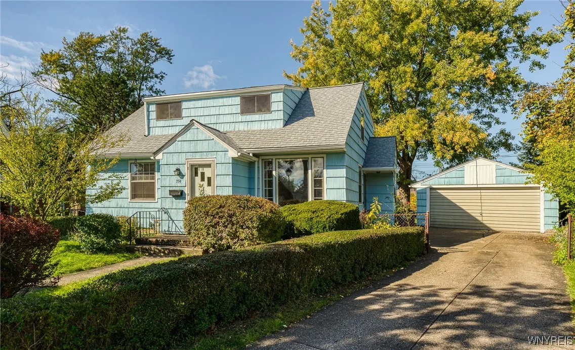 359 Wrexham Ct North, Tonawanda-town, New York 141, Tonawanda, New York 14150, 5 Bedrooms Bedrooms, 7 Rooms Rooms,2 BathroomsBathrooms,Residential,Closed,359 Wrexham Ct North, Tonawanda-town, New York 141,0,B1572649