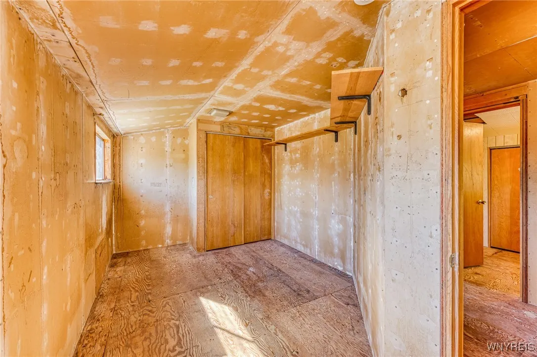 359 Wrexham Ct North, Tonawanda-town, New York 141, Tonawanda, New York 14150, 5 Bedrooms Bedrooms, 7 Rooms Rooms,2 BathroomsBathrooms,Residential,Closed,359 Wrexham Ct North, Tonawanda-town, New York 141,0,B1572649