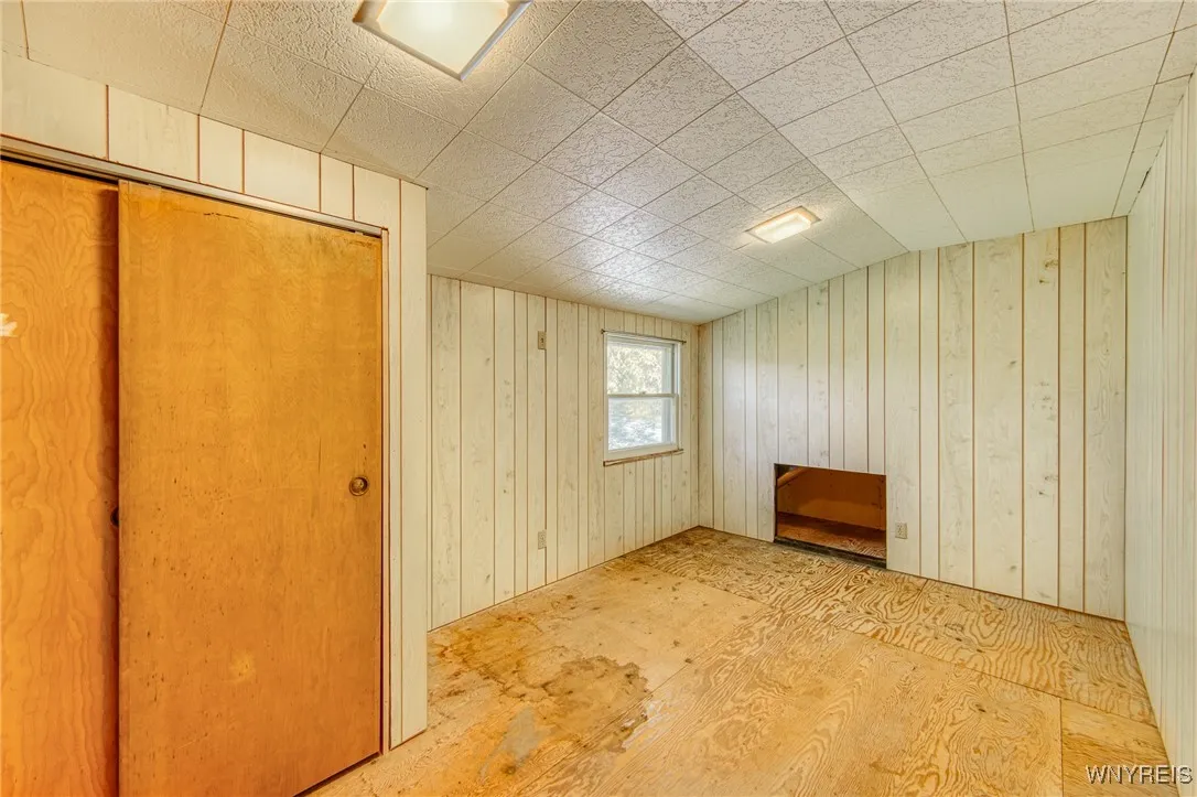 359 Wrexham Ct North, Tonawanda-town, New York 141, Tonawanda, New York 14150, 5 Bedrooms Bedrooms, 7 Rooms Rooms,2 BathroomsBathrooms,Residential,Closed,359 Wrexham Ct North, Tonawanda-town, New York 141,0,B1572649