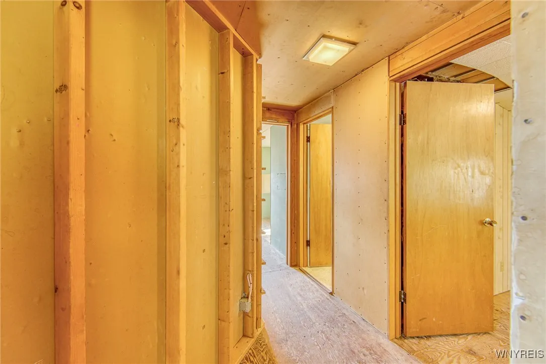 359 Wrexham Ct North, Tonawanda-town, New York 141, Tonawanda, New York 14150, 5 Bedrooms Bedrooms, 7 Rooms Rooms,2 BathroomsBathrooms,Residential,Closed,359 Wrexham Ct North, Tonawanda-town, New York 141,0,B1572649