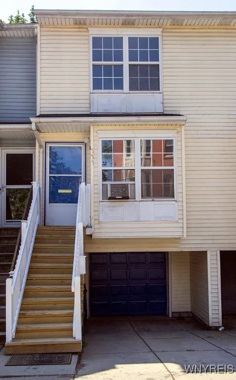337 Connecticut Street, Buffalo, New York 14213, Buffalo, New York 14213, 2 Bedrooms Bedrooms, 5 Rooms Rooms,1 BathroomBathrooms,Residential Lease,Closed,337 Connecticut Street, Buffalo, New York 14213,0,B1573693