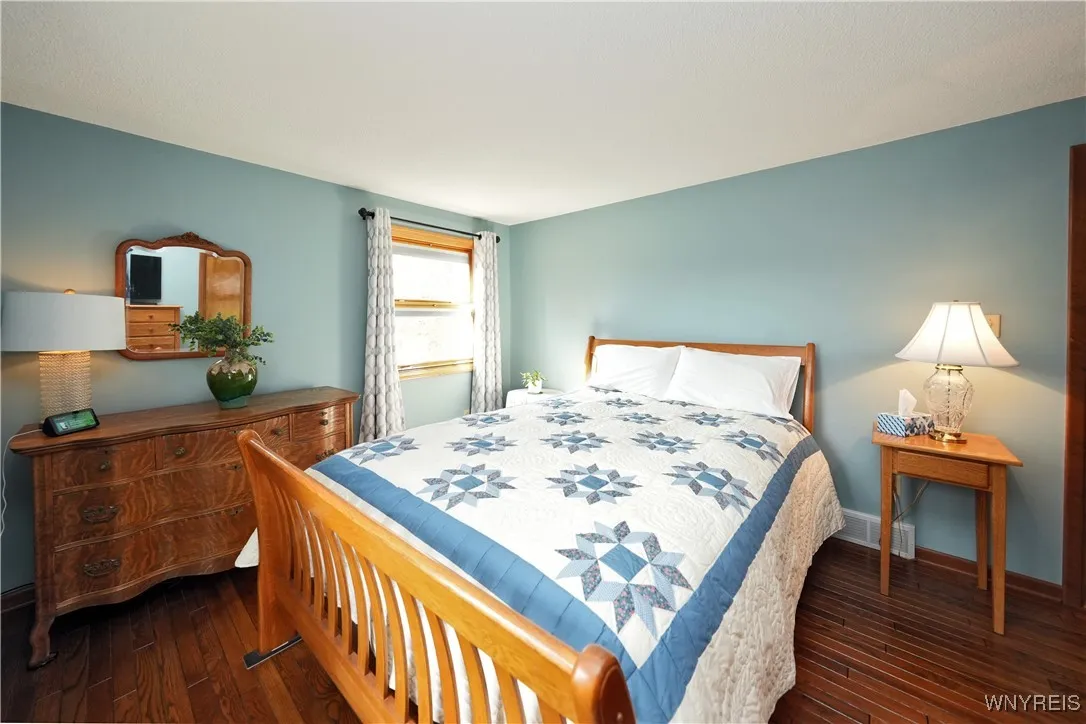 5940 Strickler Road, Clarence, New York 14031, Clarence, New York 14031, 3 Bedrooms Bedrooms, 7 Rooms Rooms,1 BathroomBathrooms,Residential,Closed,5940 Strickler Road, Clarence, New York 14031,0,B1571027