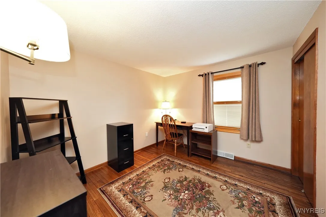 5940 Strickler Road, Clarence, New York 14031, Clarence, New York 14031, 3 Bedrooms Bedrooms, 7 Rooms Rooms,1 BathroomBathrooms,Residential,Closed,5940 Strickler Road, Clarence, New York 14031,0,B1571027
