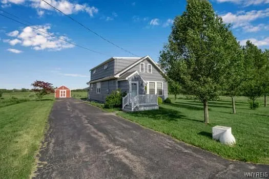 6245 Herr Road, Clarence, New York 14032, Clarence, New York 14032, 4 Bedrooms Bedrooms, 7 Rooms Rooms,1 BathroomBathrooms,Residential,Closed,6245 Herr Road, Clarence, New York 14032,0,B1573786