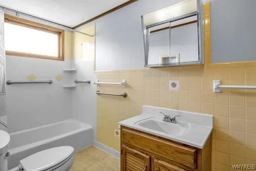 6245 Herr Road, Clarence, New York 14032, Clarence, New York 14032, 4 Bedrooms Bedrooms, 7 Rooms Rooms,1 BathroomBathrooms,Residential,Closed,6245 Herr Road, Clarence, New York 14032,0,B1573786