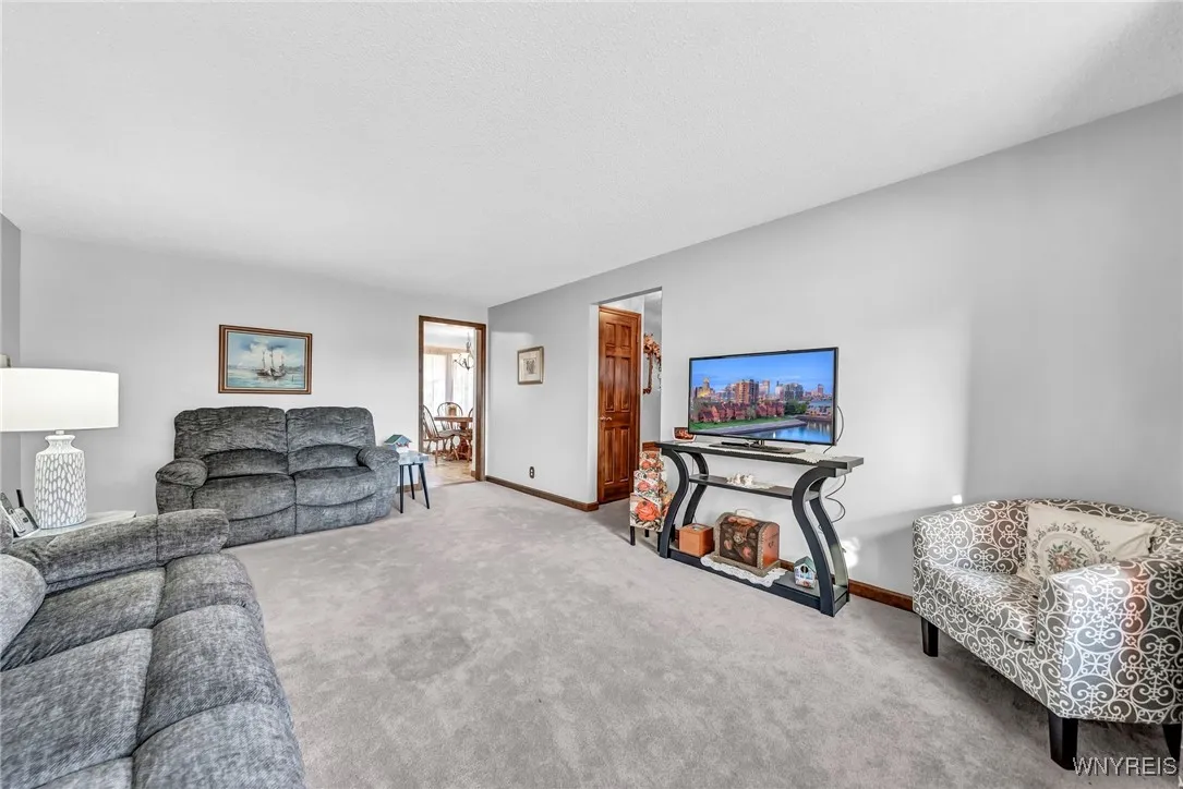 1433 Red Jacket Road, Grand Island, New York 14072, Grand Island, New York 14072, 3 Bedrooms Bedrooms, 7 Rooms Rooms,1 BathroomBathrooms,Residential,Closed,1433 Red Jacket Road, Grand Island, New York 14072,0,B1573697