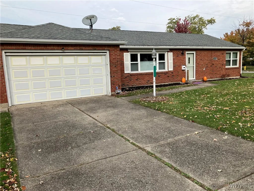 105 Campus Drive North, Amherst, New York 14226, Amherst, New York 14226, 2 Bedrooms Bedrooms, 4 Rooms Rooms,1 BathroomBathrooms,Residential,Closed,105 Campus Drive North, Amherst, New York 14226,0,B1573677