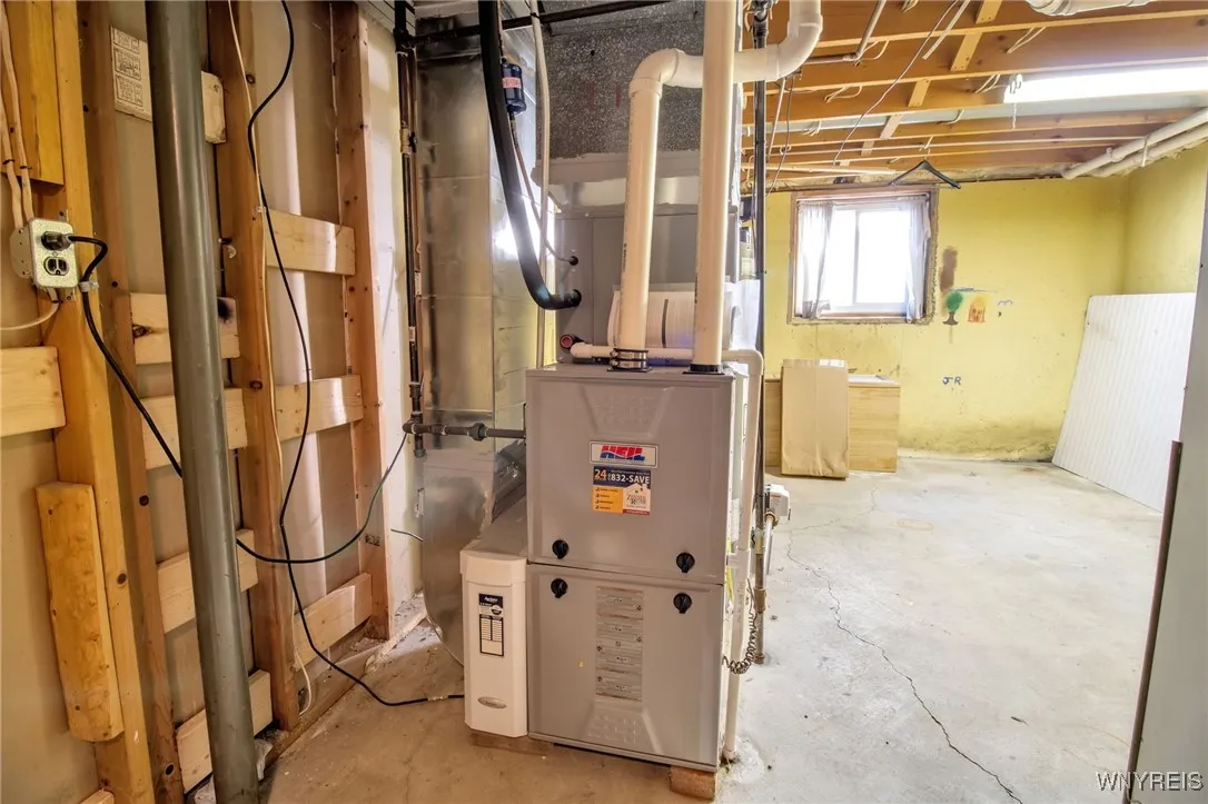 26 Hackett Drive, Tonawanda-city, New York 14150, Tonawanda, New York 14150, 4 Bedrooms Bedrooms, 6 Rooms Rooms,1 BathroomBathrooms,Residential,Closed,26 Hackett Drive, Tonawanda-city, New York 14150,0,B1574061