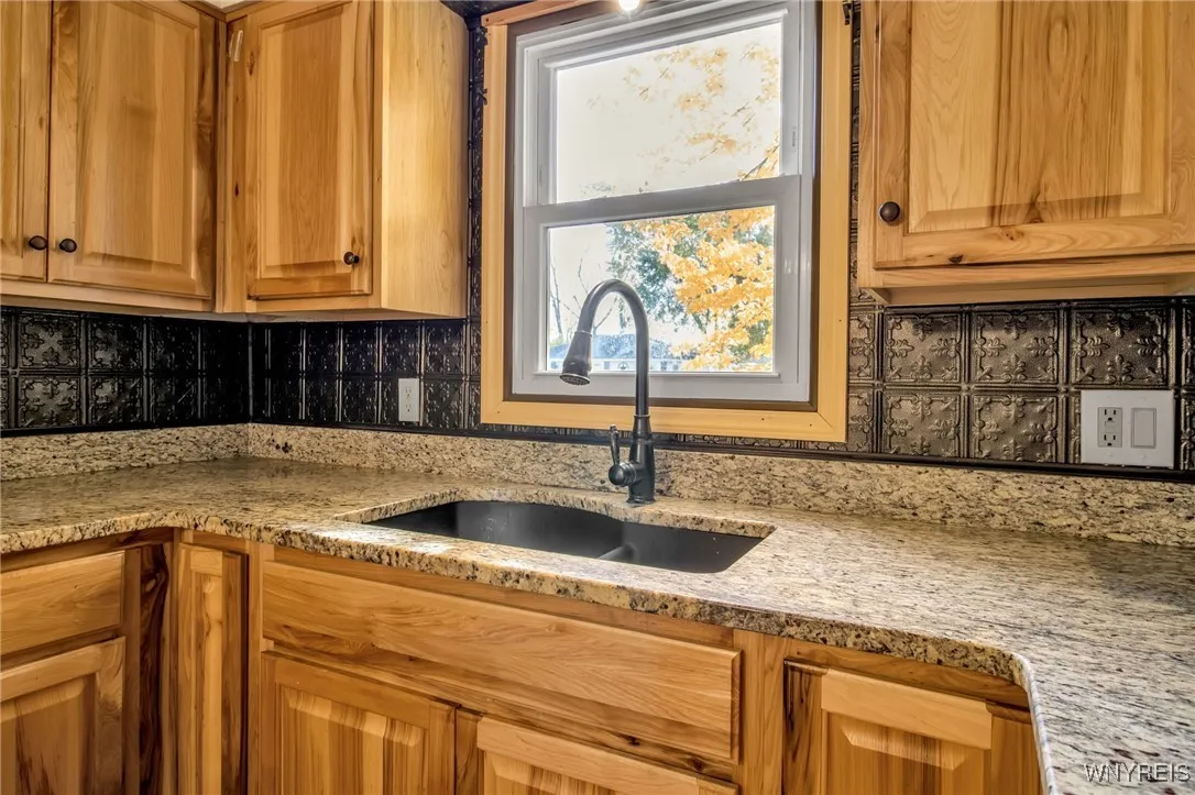 26 Hackett Drive, Tonawanda-city, New York 14150, Tonawanda, New York 14150, 4 Bedrooms Bedrooms, 6 Rooms Rooms,1 BathroomBathrooms,Residential,Closed,26 Hackett Drive, Tonawanda-city, New York 14150,0,B1574061