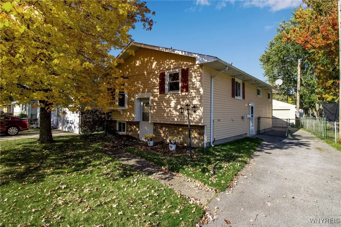 26 Hackett Drive, Tonawanda-city, New York 14150, Tonawanda, New York 14150, 4 Bedrooms Bedrooms, 6 Rooms Rooms,1 BathroomBathrooms,Residential,Closed,26 Hackett Drive, Tonawanda-city, New York 14150,0,B1574061