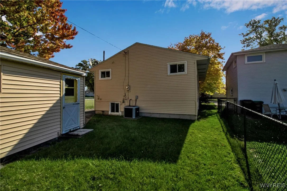 26 Hackett Drive, Tonawanda-city, New York 14150, Tonawanda, New York 14150, 4 Bedrooms Bedrooms, 6 Rooms Rooms,1 BathroomBathrooms,Residential,Closed,26 Hackett Drive, Tonawanda-city, New York 14150,0,B1574061