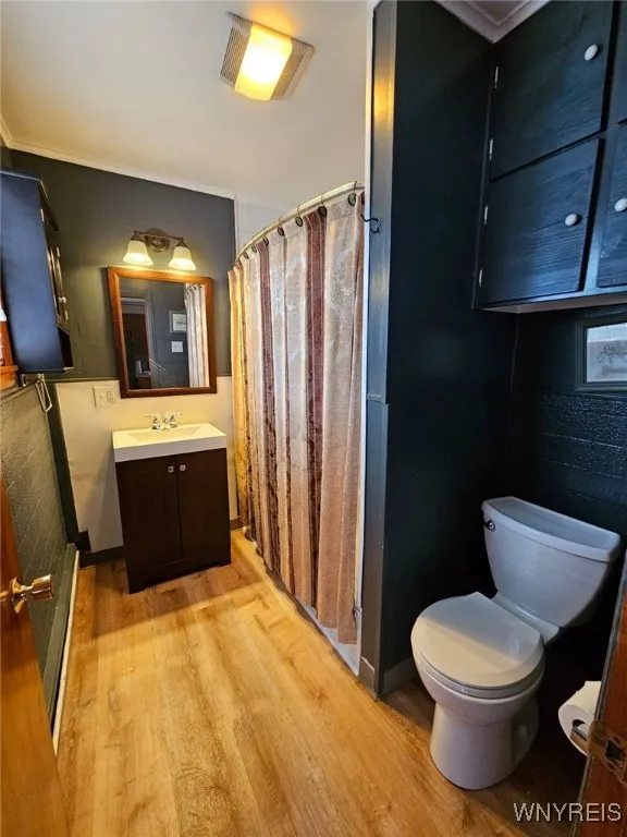 42 Elmtree Road, Orchard Park, New York 14127, Orchard Park, New York 14127, 3 Bedrooms Bedrooms, 6 Rooms Rooms,1 BathroomBathrooms,Residential,Closed,42 Elmtree Road, Orchard Park, New York 14127,0,B1569892