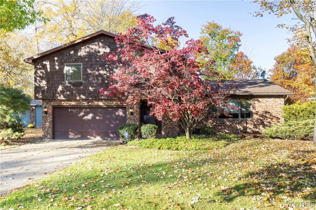 220 Marlin Drive, Grand Island, New York 14072, Grand Island, New York 14072, 4 Bedrooms Bedrooms, 9 Rooms Rooms,1 BathroomBathrooms,Residential,Closed,220 Marlin Drive, Grand Island, New York 14072,0,B1574198
