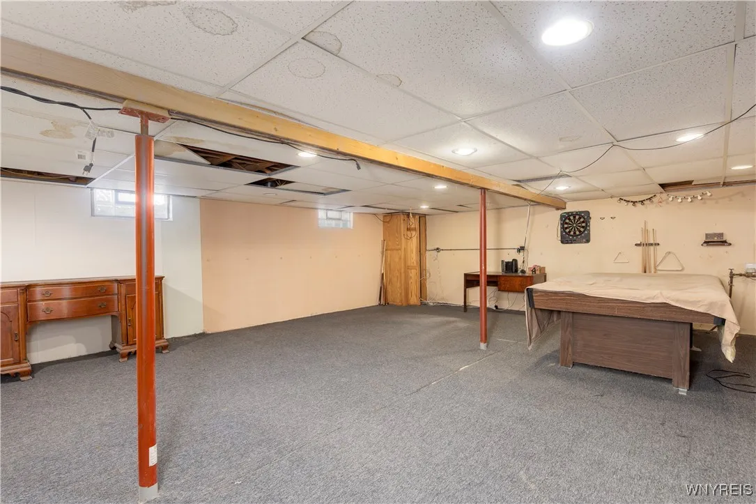 220 Marlin Drive, Grand Island, New York 14072, Grand Island, New York 14072, 4 Bedrooms Bedrooms, 9 Rooms Rooms,1 BathroomBathrooms,Residential,Closed,220 Marlin Drive, Grand Island, New York 14072,0,B1574198