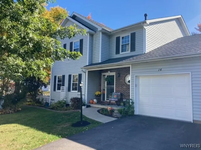 14 Stepping Stone Lane, Orchard Park, New York 141, Orchard Park, New York 14127, 2 Bedrooms Bedrooms, 7 Rooms Rooms,2 BathroomsBathrooms,Residential,Closed,14 Stepping Stone Lane, Orchard Park, New York 141,0,B1574192