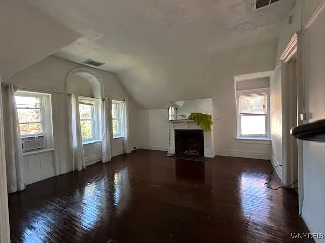 97 Linwood Avenue, Buffalo, New York 14209, Buffalo, New York 14209, 9 Bedrooms Bedrooms, ,Multi Family,For Sale,97 Linwood Avenue, Buffalo, New York 14209,0,B1574393