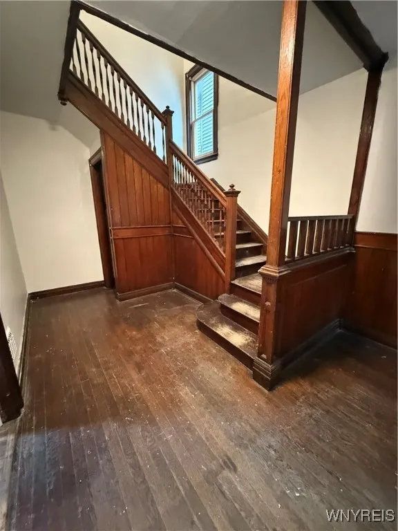 82 Albany Street, Buffalo, New York 14213, Buffalo, New York 14213, 4 Bedrooms Bedrooms, ,2 BathroomsBathrooms,Residential,Closed,82 Albany Street, Buffalo, New York 14213,0,B1574118