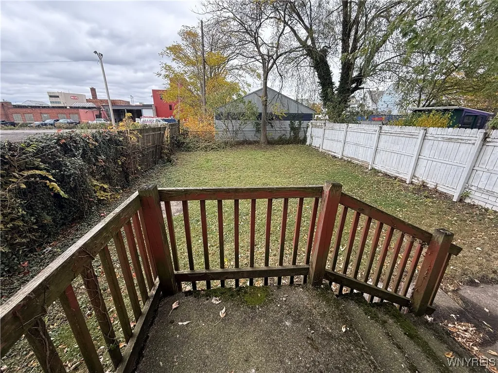 82 Albany Street, Buffalo, New York 14213, Buffalo, New York 14213, 4 Bedrooms Bedrooms, ,2 BathroomsBathrooms,Residential,Closed,82 Albany Street, Buffalo, New York 14213,0,B1574118