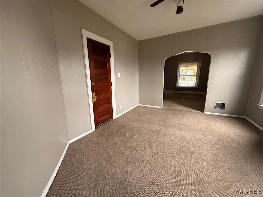 82 Albany Street, Buffalo, New York 14213, Buffalo, New York 14213, 4 Bedrooms Bedrooms, ,2 BathroomsBathrooms,Residential,Closed,82 Albany Street, Buffalo, New York 14213,0,B1574118